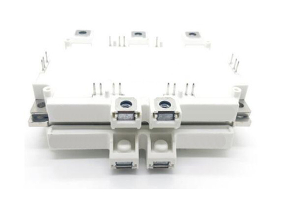 De automobieligbt-van het het Gebiedseinde IGBT van de Modulesfs200r07a1e3 790W Geul Modules 650V