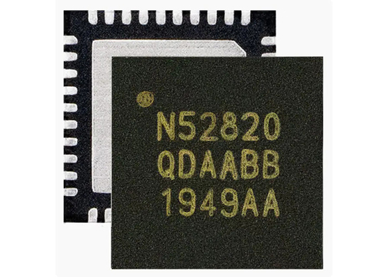 de Oppervlakte van de Zendontvangeric van 2.4GHz 40-VFQFN BT IC nrf52820-qdaa-R7 rf zet op